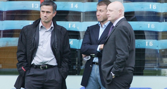Mourinho and Abramovich at the sidelines